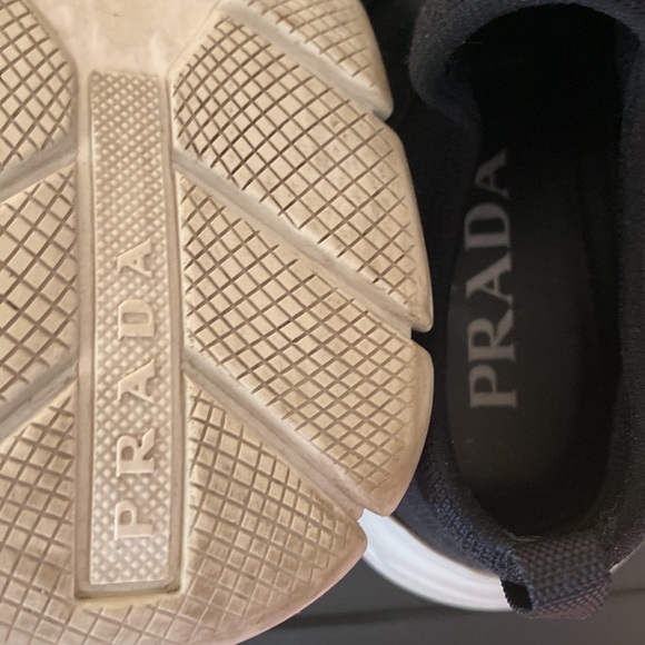 Prada nylon black and gold women’s gym shoe - Picture 2 of 3